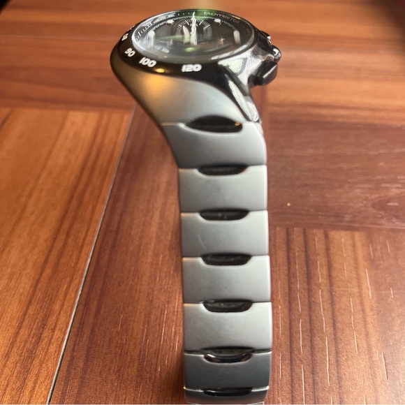 Seiko  Giugiardo Asymmetrical 7T62-0AM0 Chronograph - Picture 4 of 8